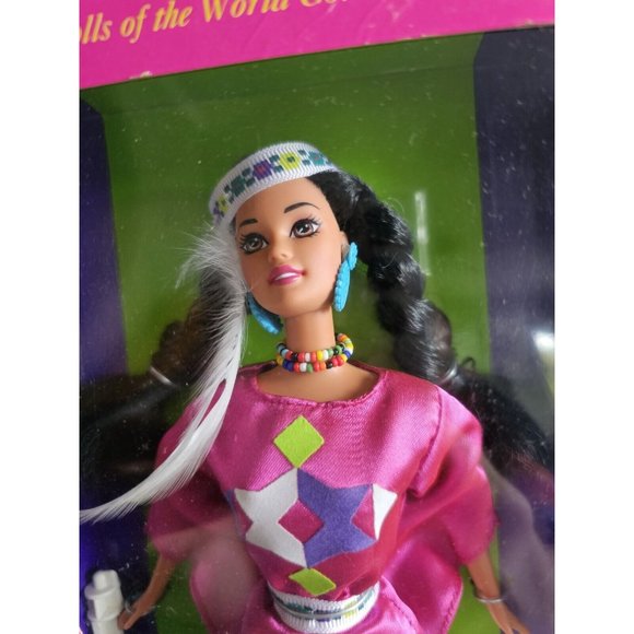 1994 Mattel Native American Barbie Doll Third Edition Dolls of The World 12699 - Picture 3 of 8